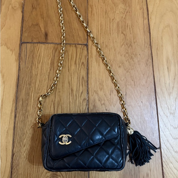 CHANEL Vintage Matelasse Tassel Bag - Picture 2 of 14